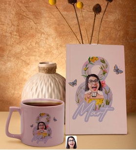 BK Gift 8 Mart Karikatürlü Pudra Pembesi Sert Kapaklı Defter ve Middle Kupa Seti, Arkadaşa Hediye, Yeni İş Hediyesi, Doğum Günü Hediyesi (Model 3)