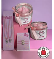 Hello Kitty Arkadaşlık Hediye Seti - 2 Adet Hello Kitty Mum + 2 Adet Hello Kitty Bileklik ve Kolye (Şeker Pembesi)