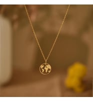 Kişiye Özel 925 Ayar Gümüş Şık Dünya Model Kolye (Gold)