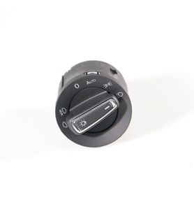 SEAT LEON FAR AÇMA ANAHTARI KROM 10 PİN 5G0941431AH AUTOLU