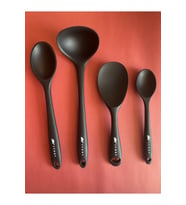 Sert Uçlu Isıya Dayanıklı Yanmaz Silikon Kaşık Seti 4 Parça 22-28cm