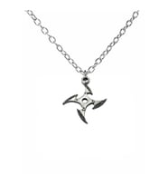 Ninja Star (Shuriken) Figürlü Unisex Kolye – 60 cm Metal Zincirli Anime Takı (Gümüş)