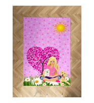 MEKTA HOME BEBEK VE ÇOCUK ODASI Barbie ve Kalp Desenli Halı