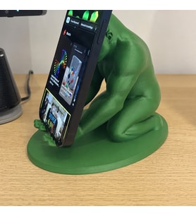 3D Baskı Goril Telefon Tutucu - Kaslı Goril Masaüstü Telefon Standı-Yeşil