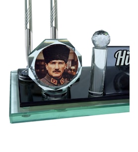 Sentez Masa Üstü İsimlik Ofis Hediyesi Atatürk Masa İsimliği (Gümüş Gri)