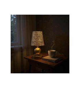 Altın renkli masa lambası, rattan sap, şık ve modern tasarım (Krem)