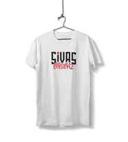 Sivas Ellisekiz Yazılı Sivas Temalı Unisex Beyaz Sıfır Yaka Tişört
