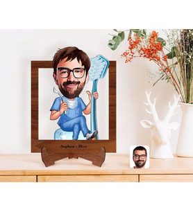 BK Gift Kişiye Özel Erkek Diş Hekimi Karikatürlü Ahşap Standlı 3D Biblo-2 (Beyaz)