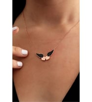 Gümüş Rose Kaplama Siyah Zirkon Taşlı Kalp Kanat Kolye
