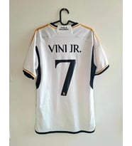 Real Madrid Vini Jr. Kısa Kol Beyaz Renk Iç Saha 7 Numara Forma