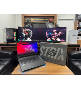 Asus ROG Strix Scar 18 Ultra 9 275HX 64GB 4TB RTX5090 18” Dizüstü Bilgisayar (İKİNCİ EL)