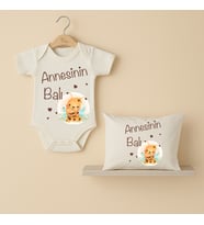 Pia Baby B21 %100 Pamuk Annesinin Balı Yazılı Tasarlanabilir Bebek Body Ve Yastık Kılıfı (Ekru)