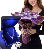 Işıklı Kutusunda 925 Ayar Gümüş Kolye ve Renkli Led Işıklı Kelebek Buketi Hediye Seti (Model 3)
