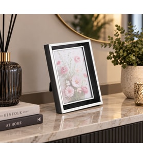 Siyah Gümüş Detaylı Çift Katmanlı Fotoğraf Çerçevesi – Premium Seri 10x15