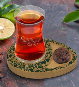 BK Gift Kişiye Özel Retro Motif Tasarımlı Doğal Ahşap Tabaklı Heybeli Çay Bardağı Sunum Seti Model 8