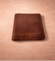 Sens Moi SD Gerçek Deri El Yapımı Pasaportluk – Vintage Kahverengi, Kart Bölmeli (Taba)