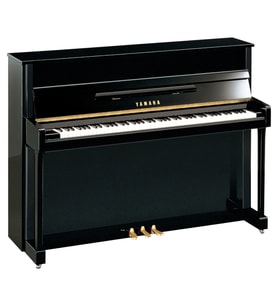Yamaha B2 Akustik Duvar Piyanosu (Parlak Siyah)