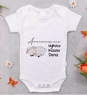 BK Kids İsimli Anneannesi'nin Uykucu Kuzusu Tasarımlı Bebek Body Zıbın - Model 1