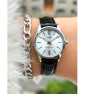 Casio Marka, Siyah Renk, Deri Kordon, Kadın Kol Saati+Bileklik