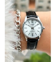Casio Marka, Siyah Renk, Deri Kordon, Kadın Kol Saati+Bileklik