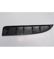 RENAULT TRAFIC- 3- 15/21; ÖN KAPI BANDI SAĞ SİYAH 808200752R 1493-2259