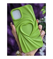 Iphone 11 Uyumlu 3D Kalpli Yeşil Silikon Kılıf