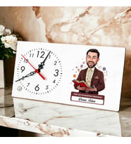 Erkek Türk Dili Edebiyatı Öğretmenine Hediye Karikatürlü Masa Saati