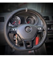 DİKİŞLİ DİREKSİYON KILIFI İTHAL SİYAH DERİ NOKTALI DERİ GRİ YÜZÜK GRİ DİKİŞLİ VW POLO İÇİN