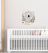 BK Gift Kişiye Özel Sevimli Koala Tasarımlı Çocuk Odası Ahşap Duvar Süsü-1 (Beyaz)