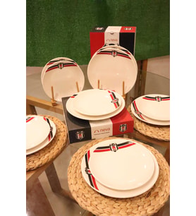 DEKOMUS İLE LİSANSLI BEŞİKTAŞ 6 KİŞİLİK 12 PARÇA PORSELEN SERVİS TABAĞI VE PASTA TABAĞI SETİ