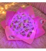 Hello Kitty LED Işıklı Hediye Buketi - El Yapımı Özel Tasarım Sevgiliye ve Doğum Günü Hediyesi