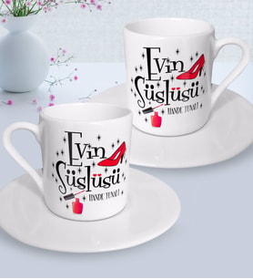 BK Gift Kişiye Özel Anneler Günü Temalı Evin Süslüsü Tasarımlı İkili Türk Kahvesi Fincanı Seti-2 (Beyaz)