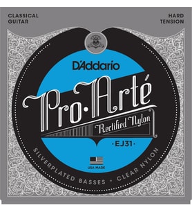 D'Addario EJ31 Classics Klasik Gitar Tel Seti - Sert (Hard) Tansiyon (Profesyonel)  Düzeltilmiş Naylon (Rectified) Üst Teller, Sıcak Ton ve Geleneksel İspanyol Tınısı