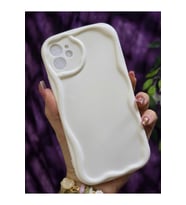 Iphone 11 Uyumlu 3D Dalga Kenarlı Beyaz Telefon Kılıfı