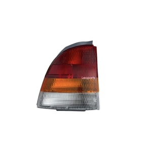 Leoparts Toyota Starlet Stop Lambası Sağ 1998-2000 81550-10320