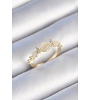Pirinç Gold Renk Zirkon Taşlı Yıldız Detay Beyaz Mineli Kadın Yüzük (Altın)