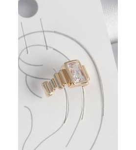 Pirinç Gold Renk Kare Zirkon Taşlı Kadın Kıkırdak Küpe