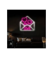 LOVE Yazılı ve Şekilli Neon Tabela