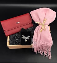 Pembe Şal & Kadın Cüzdanı& Gümüş Renk Yusufcuk Model Broş Hediye Seti (Model 1)