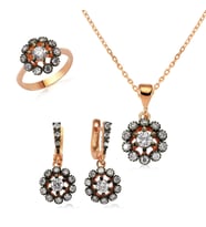 Gümüş Elmas Model Çiçek Bayan Set (Standart)