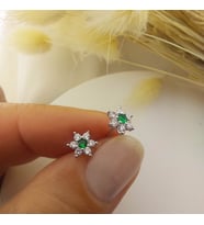 925 Ayar Gümüş Yeşil Taşlı Minimal Lotus Küpe (Silver)