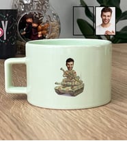 Kişiye Özel Karikatürlü Asker Lüks Pastel Fincan 30 Ağustos Zafer Bayramı Hediyesi