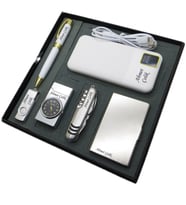 Signator® Candidus  Kişiye Özel Set - 10000 mAh Powerbank  + 32 Gb. Usb Bellek + Roller Kalem + Saatli Çakmak + Çok Fonksiyonlu Çakı ve Kartvizitlik  İsme Özel Hediyelik Set (Karışık)