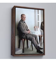 Çerçeveli Mustafa Kemal Atatürk'ün Sandalyede Oturan Tablosu (Beyaz)