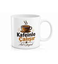 İsme Özel Kafeinle Çalışır Yazılı Komik Kupa Bardak Esprili Hediye