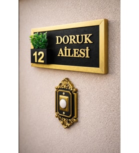 Kişiye Özel Ahşap Kapı İsimliği Çiçekli – 10x20 cm MDF Dekoratif Kapı Tabelası (Gold)