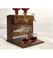 BK Gift Kişiye Özel Kabartma İsimli Çift Musluklu Doğal Ahşap Viski Standı, İçki Standı, Doğum Günü Hediyesi, Ev Hediyesi, Erkek Hediye-29