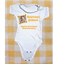 NSR Tasarım Kişiye Özel Resimli Bayram Şekeri Yazılı Baskılı Hediye Bebek Body Zıbın (Pamuk Beyaz)