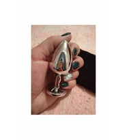 Gümüş Renkli Kalpli Arkası Taşlı Büyük Boy Metal  Plug