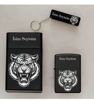 Kaplan Desenli Kişiye Özel İsimli Çakmak,Metal Tabaka ve Anahtarlık Seti - 3'lü Hediye Set (Siyah)